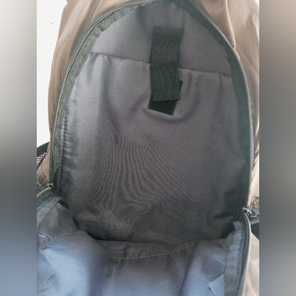 Nautica Backpack/ Bookbag - Picture 2 of 2